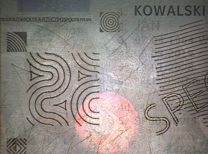 dokument kolekcjonerski taki jak prawo jazdy powinien zawierać grawer